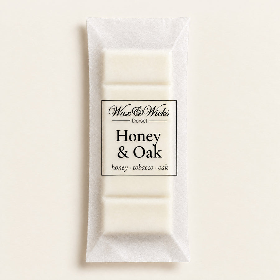 Honey & Oak wax melt snap bar, on a plain ivory background